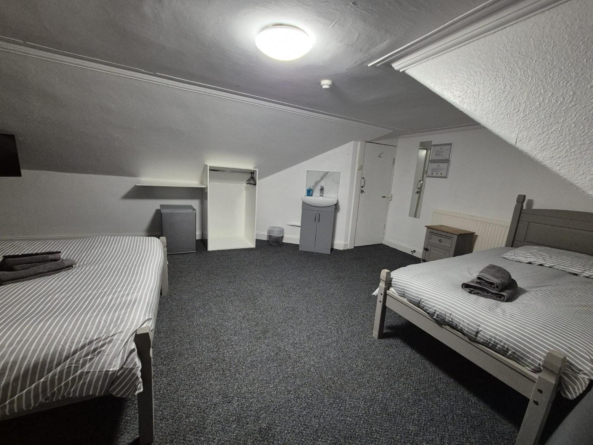 The Queens Hotel Cardenden Екстер'єр фото