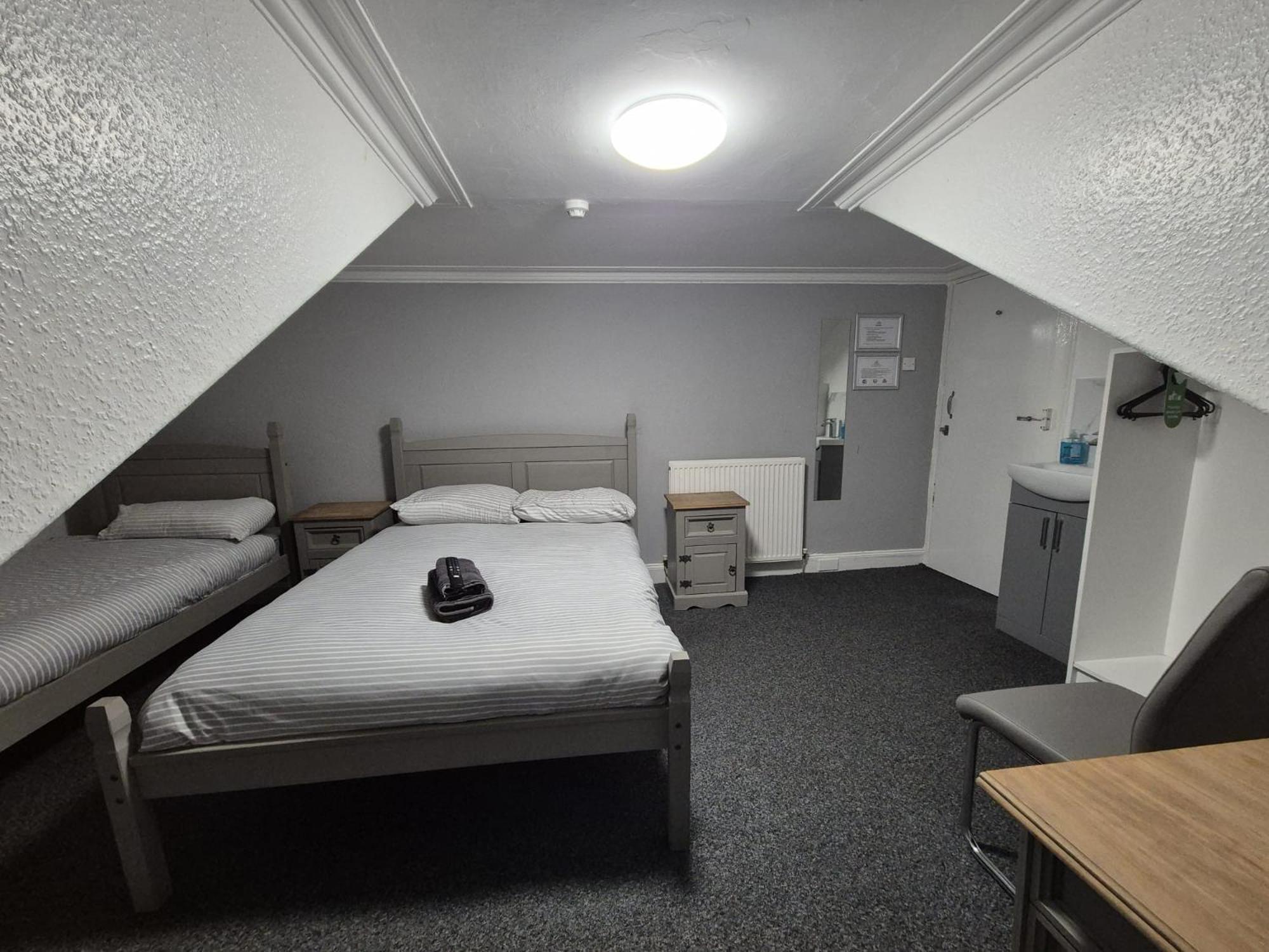 The Queens Hotel Cardenden Екстер'єр фото