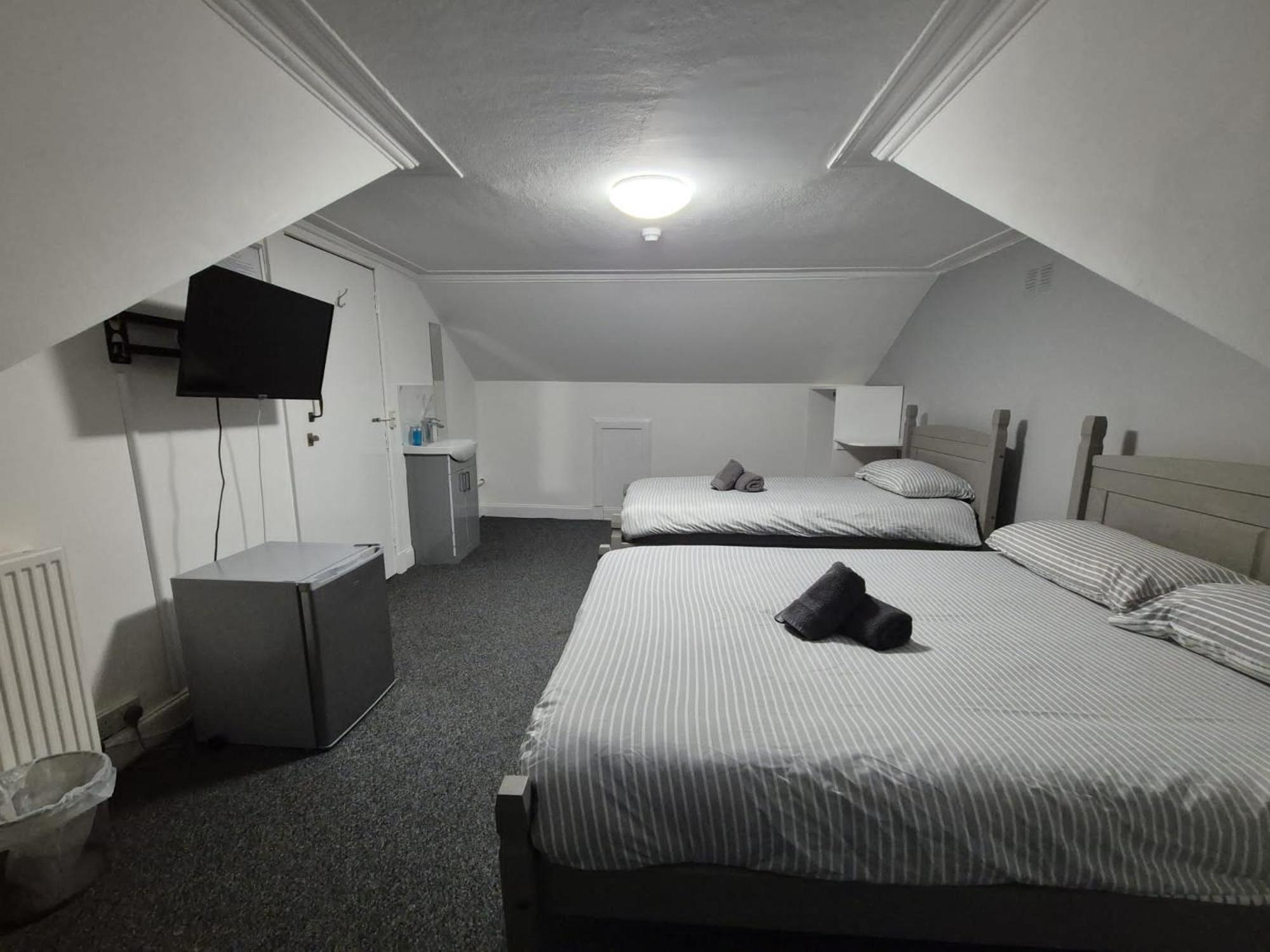 The Queens Hotel Cardenden Екстер'єр фото
