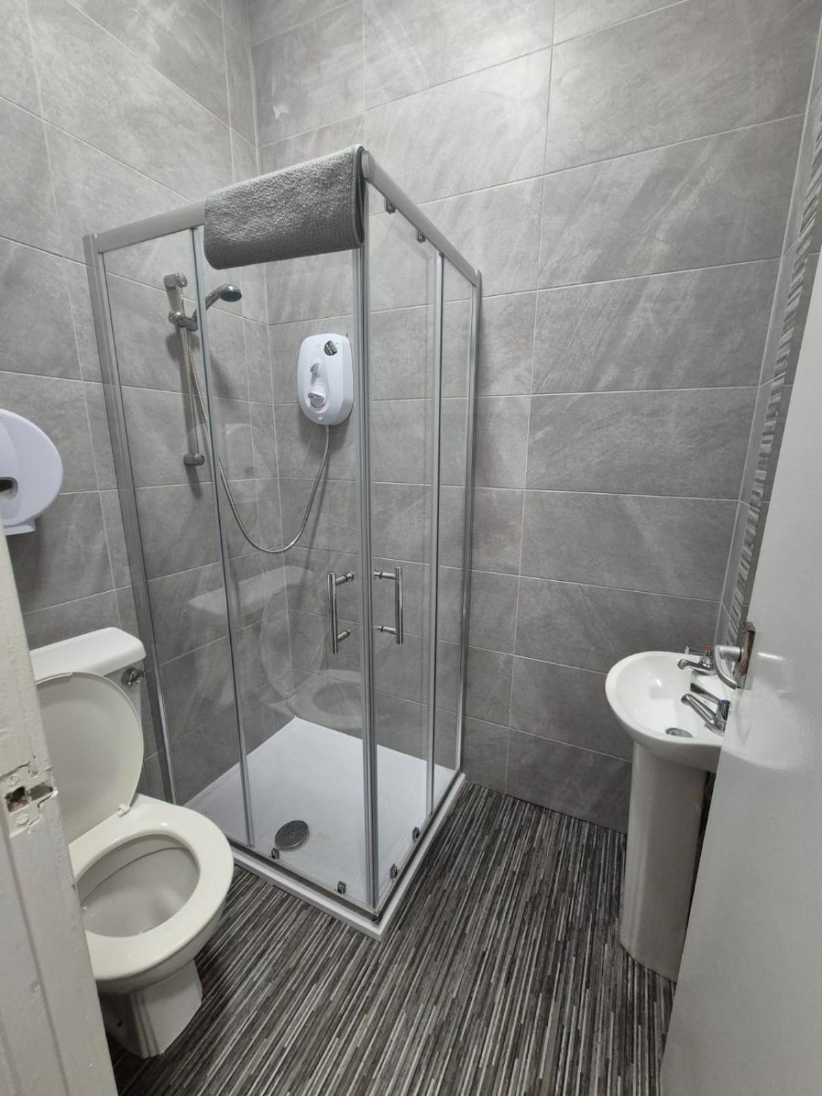 The Queens Hotel Cardenden Екстер'єр фото