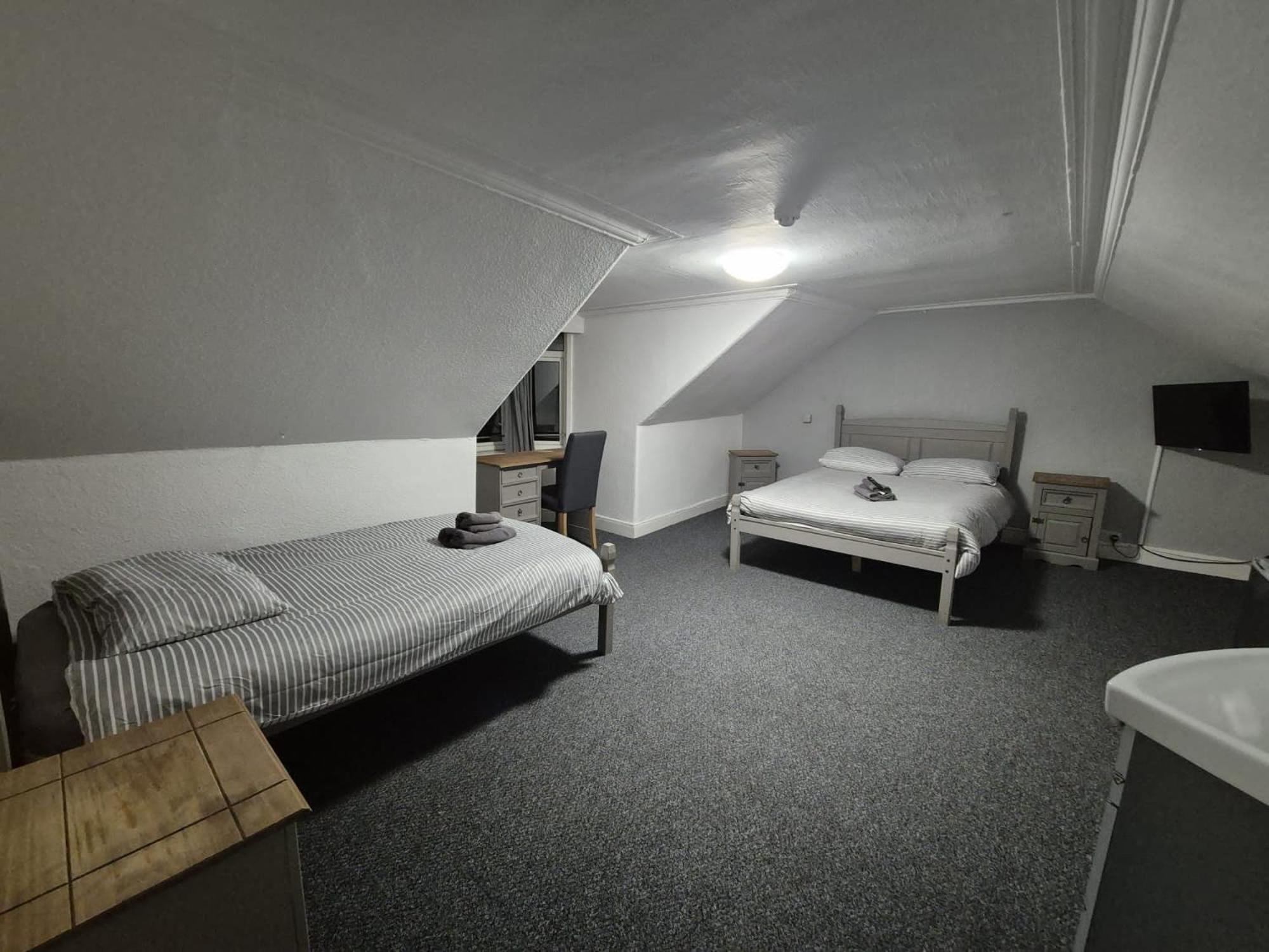 The Queens Hotel Cardenden Екстер'єр фото